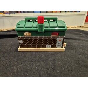 BRIO World 33574 - Train Garage